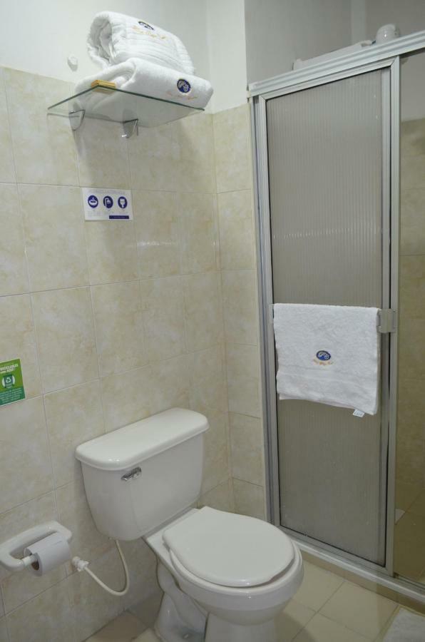 Hotel Plaza Cucuta Center Extérieur photo